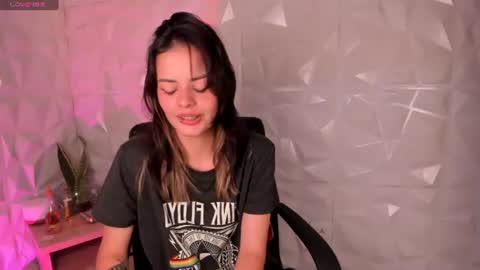 Abby Saenz online show from June 19, 2026, 5:17 pm