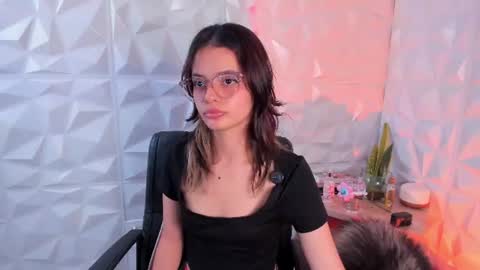 Abby Saenz online show from July 4, 2026, 9:10 pm