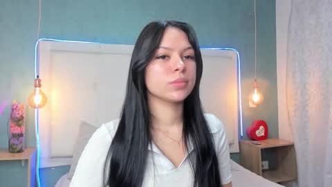 Snapshot of abbydixon1 chatting on November 7, 2025, 1:33 pm Abby Dixon online show from November 7, 2025, 1:33 pm