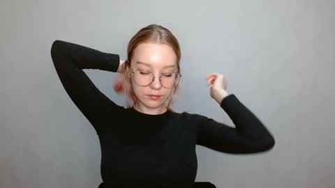 Snapshot of abbymoore__ chatting on December 15, 2024, 8:41 am Abby Lovense is active online show from December 15, 2024, 8:41 am