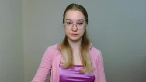 Abby Lovense is active online show from March 30, 2026, 9:32 am