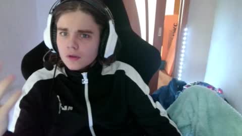 abbysal_blade online show from October 22, 2025, 6:13 am