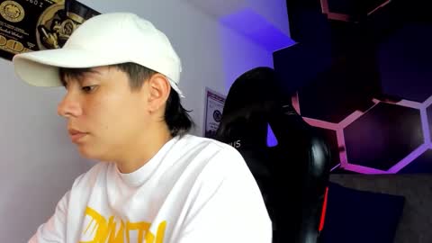 Abby Smith online show from November 29, 2025, 7:39 pm