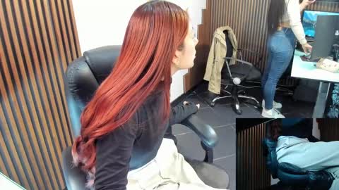 Abby Stones online show from November 20, 2025, 11:10 am