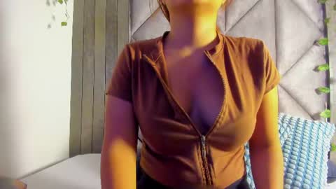 Snapshot of abbywathson chatting on June 25, 2026, 11:48 am A B B Y online show from June 25, 2026, 11:48 am