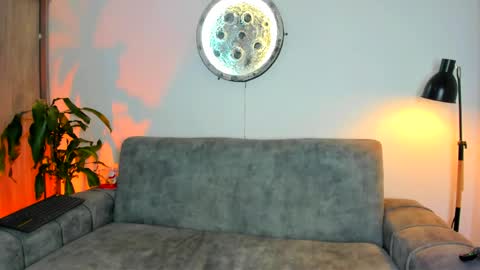 Snapshot of abellaconnor chatting on April 23, 2026, 10:34 pm Abella and Kendra online show from April 23, 2026, 10:34 pm