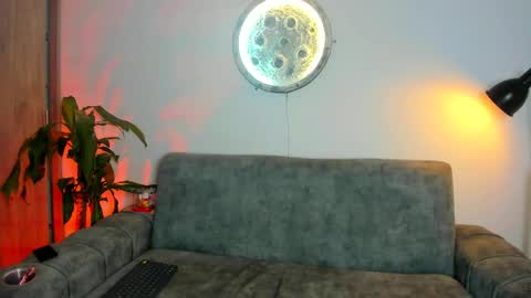 Snapshot of abellaconnor chatting on May 31, 2026, 10:22 pm Abella and Kendra online show from May 31, 2026, 10:22 pm
