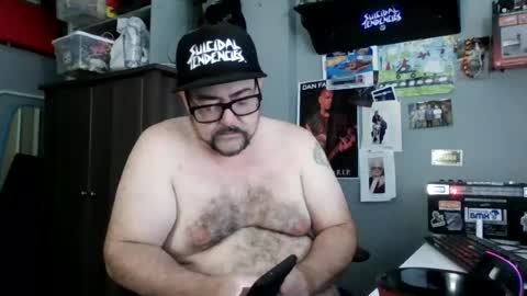 Snapshot of abennett76 chatting on June 26, 2026, 1:37 pm AJ online show from June 26, 2026, 1:37 pm