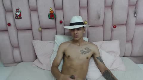 Snapshot of abie_max chatting on December 7, 2024, 9:00 pm abie max online show from December 7, 2024, 9:00 pm