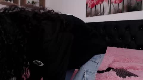 Abigail online show from March 3, 2025, 12:27 pm