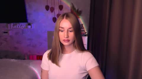 Anna online show from November 20, 2025, 6:29 pm