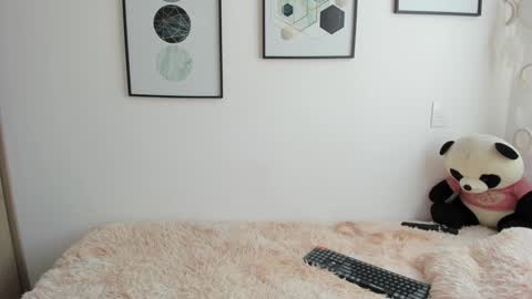 Snapshot of abigail_w chatting on November 7, 2025, 5:57 pm abigail online show from November 7, 2025, 5:57 pm