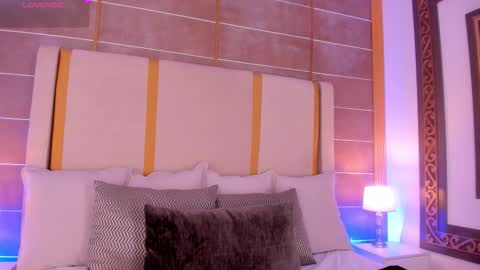    online show from October 3, 2025, 11:24 pm