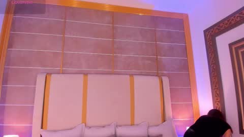    online show from October 9, 2025, 11:36 pm