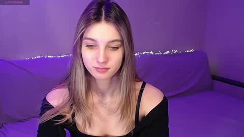 Snapshot of abigailwills chatting on April 26, 2026, 4:59 pm Abigail online show from April 26, 2026, 4:59 pm