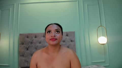 Abril jones online show from January 22, 2025, 11:43 pm