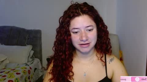 Snapshot of abril_lovee2 chatting on April 9, 2026, 3:28 pm Abril online show from April 9, 2026, 3:28 pm