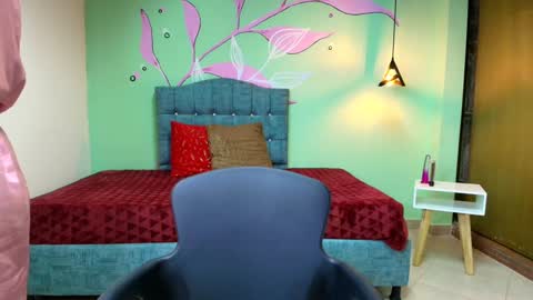 Snapshot of abril_matthews chatting on December 13, 2024, 10:55 pm ABRIL MATTHEWS online show from December 13, 2024, 10:55 pm