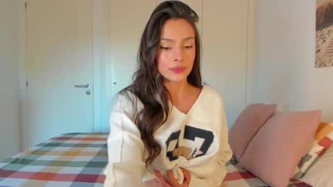 Helena online show from October 2, 2025, 8:43 am