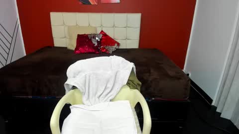 Snapshot of abrillee1 chatting on December 14, 2024, 8:08 pm ABRIL online show from December 14, 2024, 8:08 pm