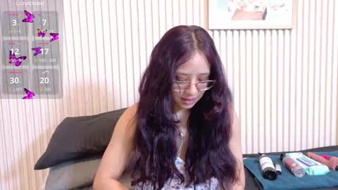 abrilmirren online show from March 4, 2026, 11:16 am