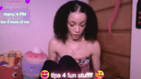 Peach online show from April 23, 2026, 3:08 am