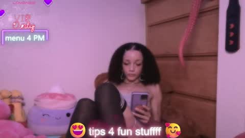 Peach online show from May 14, 2026, 3:02 am