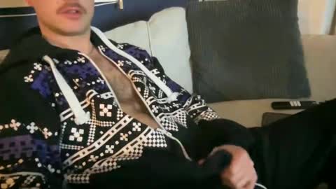 Snapshot of absalan chatting on February 1, 2025, 9:40 pm Absalan online show from February 1, 2025, 9:40 pm