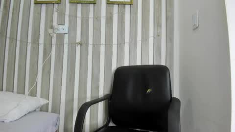 ABY online show from April 15, 2026, 8:09 pm