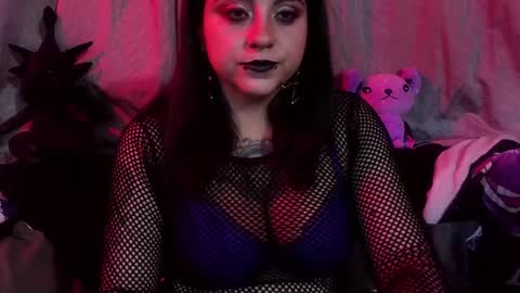 Snapshot of acid_alice666 chatting on May 8, 2026, 11:32 pm Alice online show from May 8, 2026, 11:32 pm