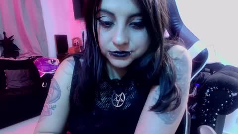 Snapshot of acid_alice666 chatting on May 13, 2026, 3:04 am Alice online show from May 13, 2026, 3:04 am