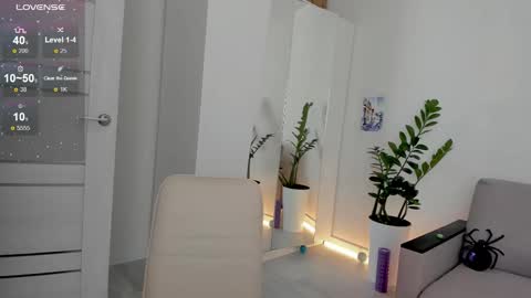 Snapshot of acid_juice chatting on October 29, 2025, 9:16 pm Anna FANSLY yesacid online show from October 29, 2025, 9:16 pm