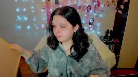 Kate online show from April 14, 2026, 12:16 am