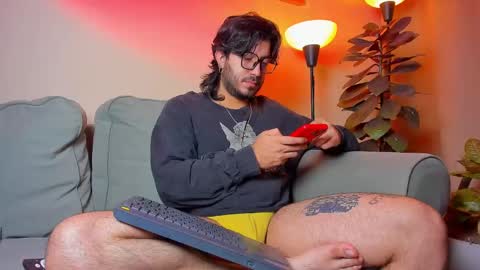 Snapshot of ackerman_eren_ chatting on September 14, 2025, 10:03 am R. online show from September 14, 2025, 10:03 am