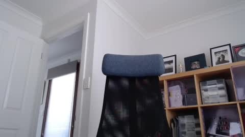 acronyms online show from December 3, 2025, 4:09 am