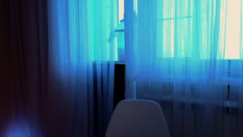 my inst   love inside 17 online show from December 16, 2024, 8:52 am