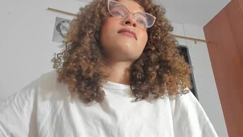  Isa  online show from December 18, 2025, 4:29 am