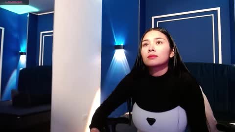 Adaira online show from November 16, 2025, 4:29 am