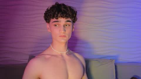 Adam online show from October 5, 2025, 5:22 pm