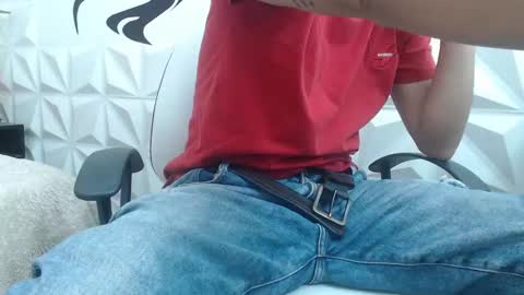 adam_evehotroom online show from February 15, 2025, 9:37 pm