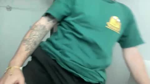 Snapshot of adam_hopper chatting on December 16, 2025, 3:17 pm Leo. online show from December 16, 2025, 3:17 pm