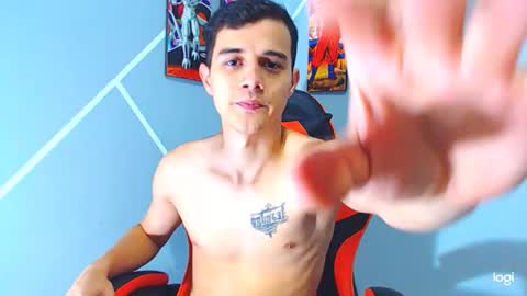 adam hot11 online show from November 1, 2025, 11:40 pm