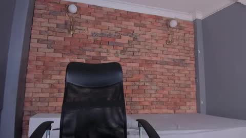 Snapshot of adam_piarse chatting on February 6, 2026, 6:29 am adam_piarse online show from February 6, 2026, 6:29 am