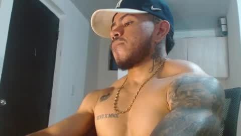 Snapshot of adam_shilder7 chatting on July 7, 2026, 4:37 am adam shilder7 online show from July 7, 2026, 4:37 am