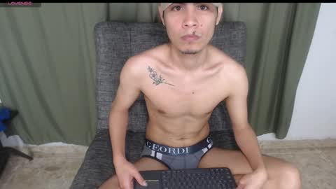 Snapshot of adam_sinclair chatting on November 11, 2025, 3:45 pm adam_sinclair online show from November 11, 2025, 3:45 pm