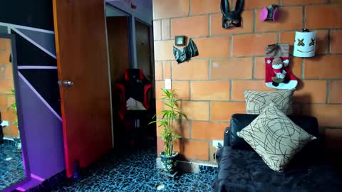 Snapshot of adam_valencia chatting on February 21, 2025, 6:48 pm Adam Valencia online show from February 21, 2025, 6:48 pm