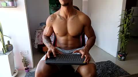 Snapshot of adam_valencia chatting on November 25, 2025, 4:51 pm Adam Valencia online show from November 25, 2025, 4:51 pm