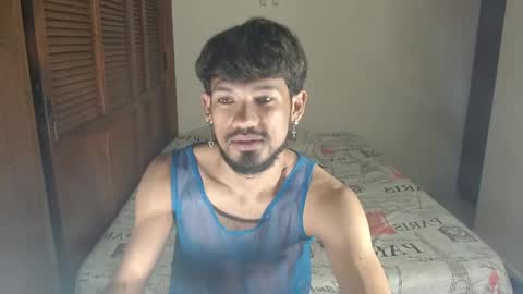 Snapshot of adam_x256 chatting on February 11, 2025, 1:10 am instagram  adam x256 online show from February 11, 2025, 1:10 am