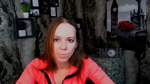 adamais_ online show from November 25, 2025, 9:09 am