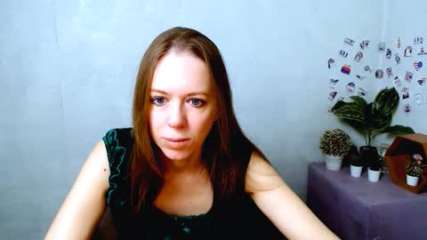 Snapshot of adamais_ chatting on January 8, 2026, 6:26 am adamais_ online show from January 8, 2026, 6:26 am